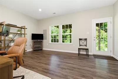 2153 Shawnee Dr, South Strabane, PA 15301 - Photo 26