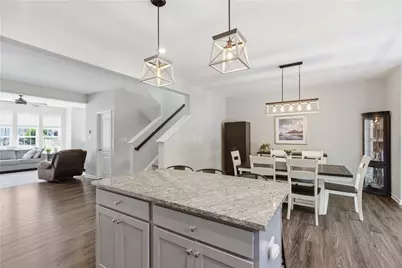 2153 Shawnee Dr, South Strabane, PA 15301 - Photo 8