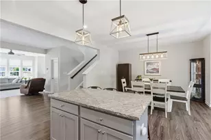 2153 Shawnee Dr, South Strabane, PA 15301 - Photo 8