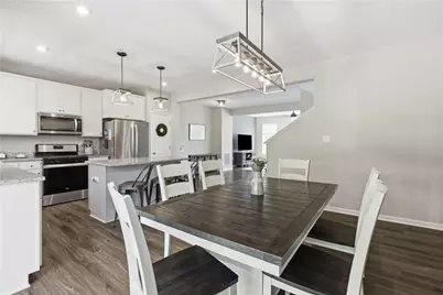 2153 Shawnee Dr, South Strabane, PA 15301 - Photo 10