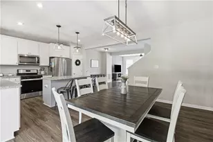 2153 Shawnee Dr, South Strabane, PA 15301 - Photo 10