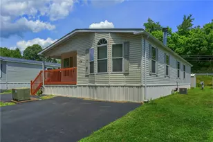 34 Jess Ln, North Fayette, PA 15057 - Photo 4