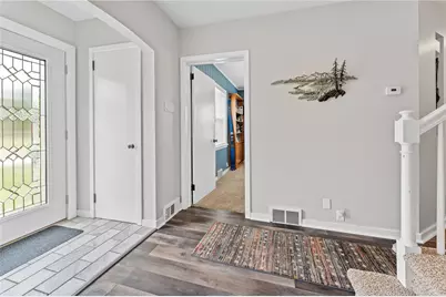 97 Belmont Cir, Uniontown, PA 15401 - Photo 4