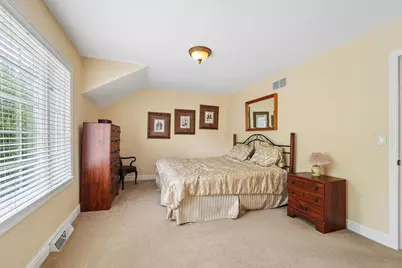 2135 S Huntington Court S, Pittsburgh, PA 15090 - Photo 22