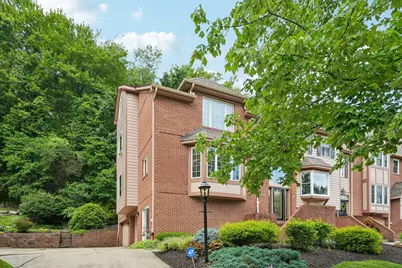 2135 S Huntington Court S, Pittsburgh, PA 15090 - Photo 2