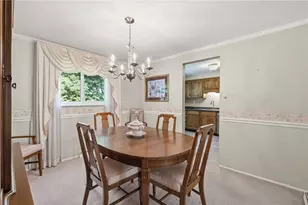 254 Parkedge Rd, Green Tree, PA 15220 - Photo 10