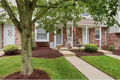 105 Old Village Ln, Bethel Park, PA 15102 - Photo 4