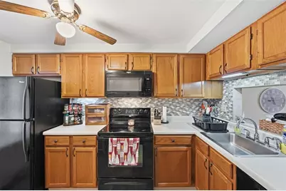 105 Old Village Ln, Bethel Park, PA 15102 - Photo 10