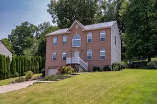 2013 Blossom Dr, Richland, PA 15044 - Photo 1