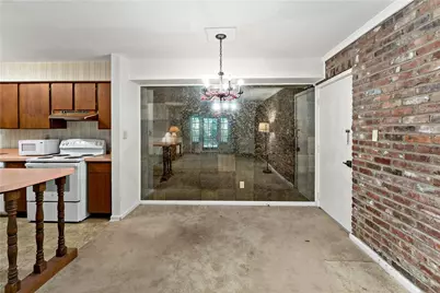 980 Chatham Park Dr #K, Scott Township, PA 15216 - Photo 6