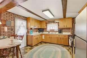 105 King St, Westmont Hilltop School District, PA 15905 - Photo 6