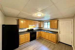 1417 4th Ave, Conway, PA 15027 - Photo 8