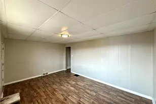 1417 4th Ave, Conway, PA 15027 - Photo 6
