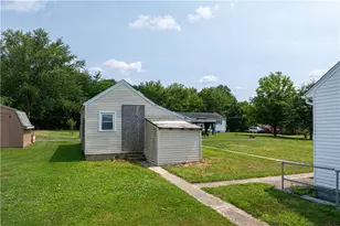 1179 Crucible Rd, Carmichaels-Cumberland, PA 15357 - Photo 8
