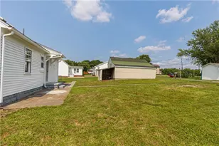 1179 Crucible Rd, Carmichaels-Cumberland, PA 15357 - Photo 6