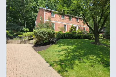 121 Berwyn Rd, Ross Twp, PA 15237 - Photo 1