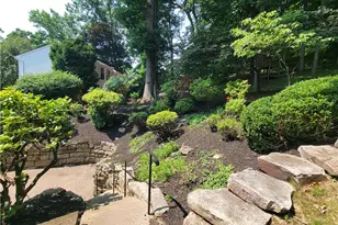 121 Berwyn Rd, Ross Twp, PA 15237 - Photo 4