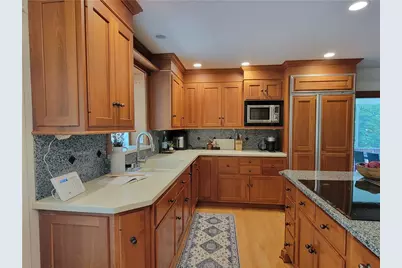 121 Berwyn Rd, Ross Twp, PA 15237 - Photo 18