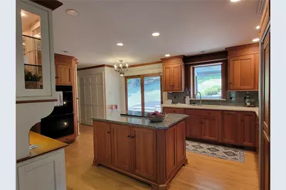 121 Berwyn Rd, Ross Twp, PA 15237 - Photo 16