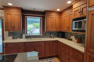 121 Berwyn Rd, Ross Twp, PA 15237 - Photo 18