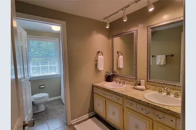 121 Berwyn Rd, Ross Twp, PA 15237 - Photo 36