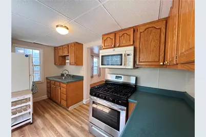 9238 Bissell Way, Pittsburgh, PA 15201 - Photo 6