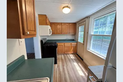 9238 Bissell Way, Pittsburgh, PA 15201 - Photo 4