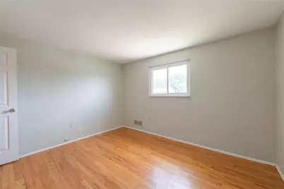 200 Foxcroft Rd, Scott Township, PA 15220 - Photo 34