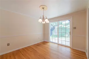 200 Foxcroft Rd, Scott Township, PA 15220 - Photo 16