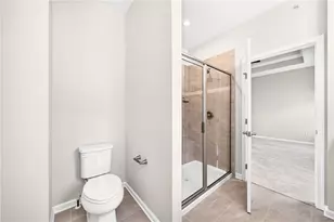 4009 Crown Dr, South Park, PA 15129 - Photo 12