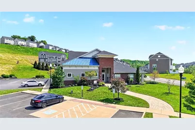 4009 Crown Dr, South Park, PA 15129 - Photo 26