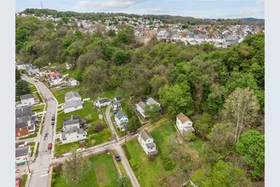 312 Harrison Ave, Vandergrift, PA 15629 - Photo 2
