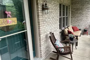 229 Katherine Dr, North Huntingdon, PA 15642 - Photo 6