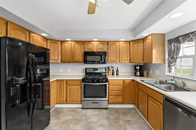 210 3rd St, McDonald, PA 15057 - Photo 18