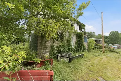 7 Short St, Franklin Township, PA 15480 - Photo 1