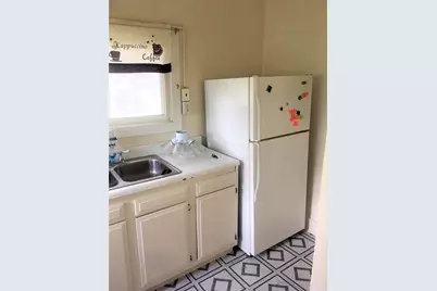 1040 Allison Avenue #1, Washington, PA 15301 - Photo 2
