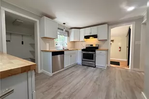 839 E Brady Rd, East Franklin Township, PA 16218 - Photo 10