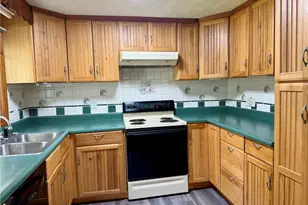81 Hartwick Rd, Findley Township, PA 16137 - Photo 12