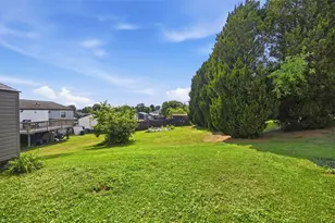 390 Gemini Dr, Economy, PA 15042 - Photo 34