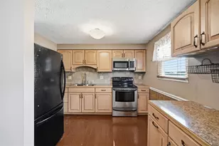 390 Gemini Dr, Economy, PA 15042 - Photo 10