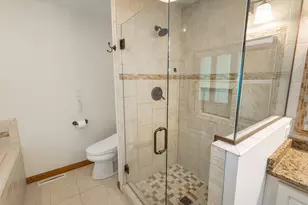220 Thornwood Dr, Twp of But SE, PA 16001 - Photo 22