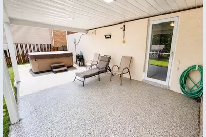 4843 Doyle Rd, Pittsburgh, PA 15227 - Photo 14