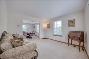 102 Bayberry Ln, Cranberry Township, PA 16066 - Photo 6