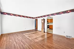 339 Berry St, Baden, PA 15005 - Photo 8