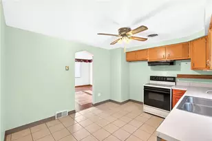 339 Berry St, Baden, PA 15005 - Photo 14