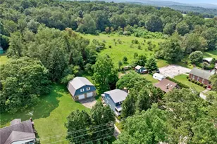 1722 Strangford Rd, Burrel-Blacklick, PA 15717 - Photo 32