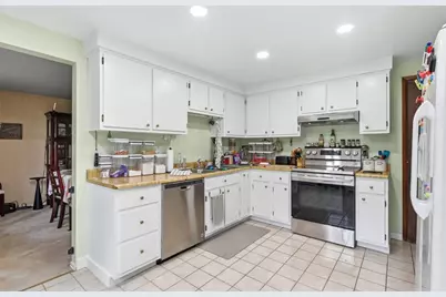 9917 E Moccasin Trl, Pittsburgh, PA 15090 - Photo 12