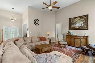 472 Spruce Ln, Houston, PA 15342 - Photo 16