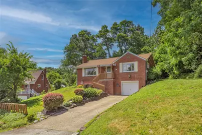 421 Orchard Dr, Pittsburgh, PA 15236 - Photo 2