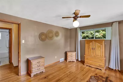 421 Orchard Dr, Pittsburgh, PA 15236 - Photo 14